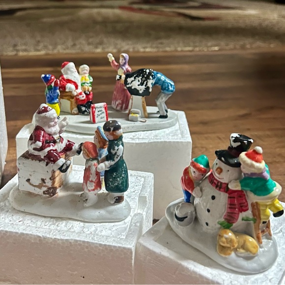 Lemax~ 6: Photographer/Santa Claus/Snowmen~Ceramic Pieces W/ Box (Please Read) - Picture 5 of 14